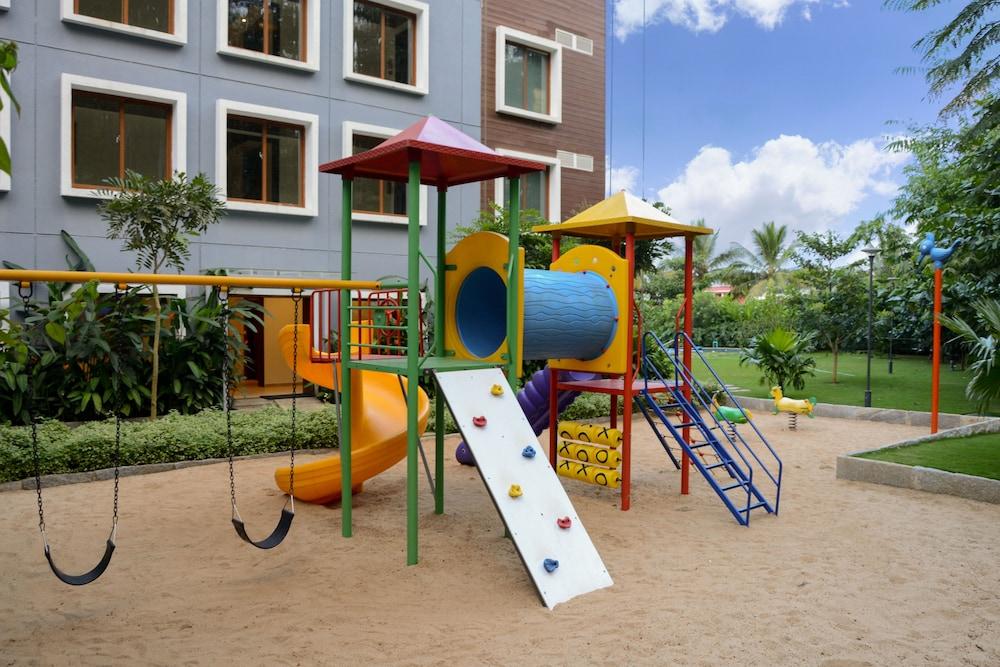 Purple Palms Resort & Spa Kushalnagar Exterior photo