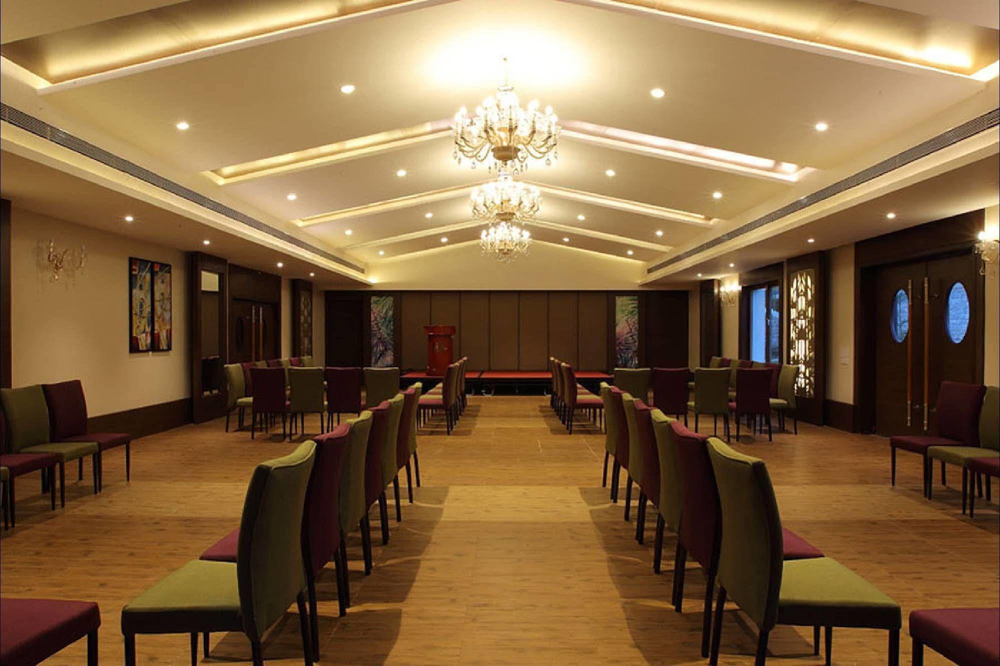 Purple Palms Resort & Spa Kushalnagar Exterior photo